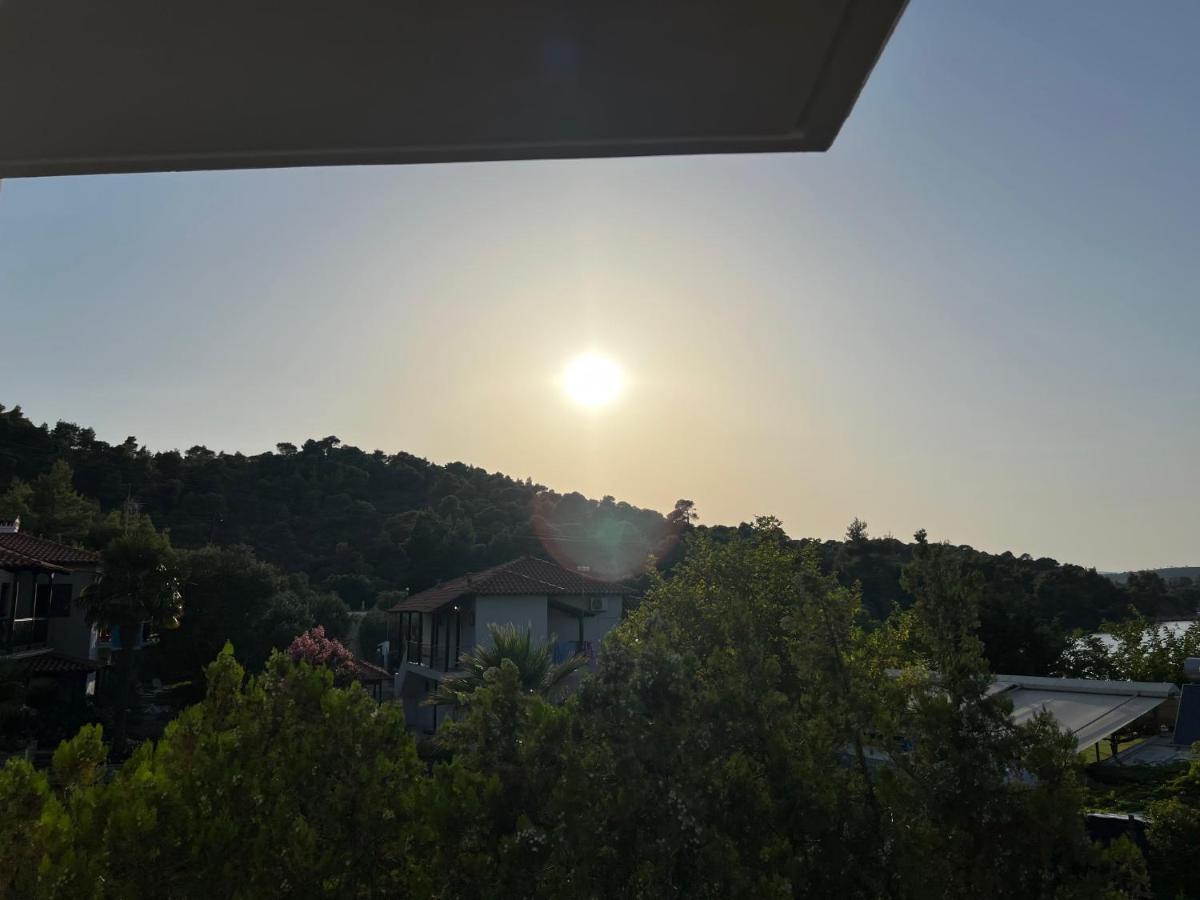Beach House Seafront Villa Latoura Ормос Пангиас Екстериор снимка